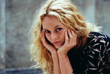 vanessa paradis young|32 Breathtaking Photos of Vanessa Paradis Through。